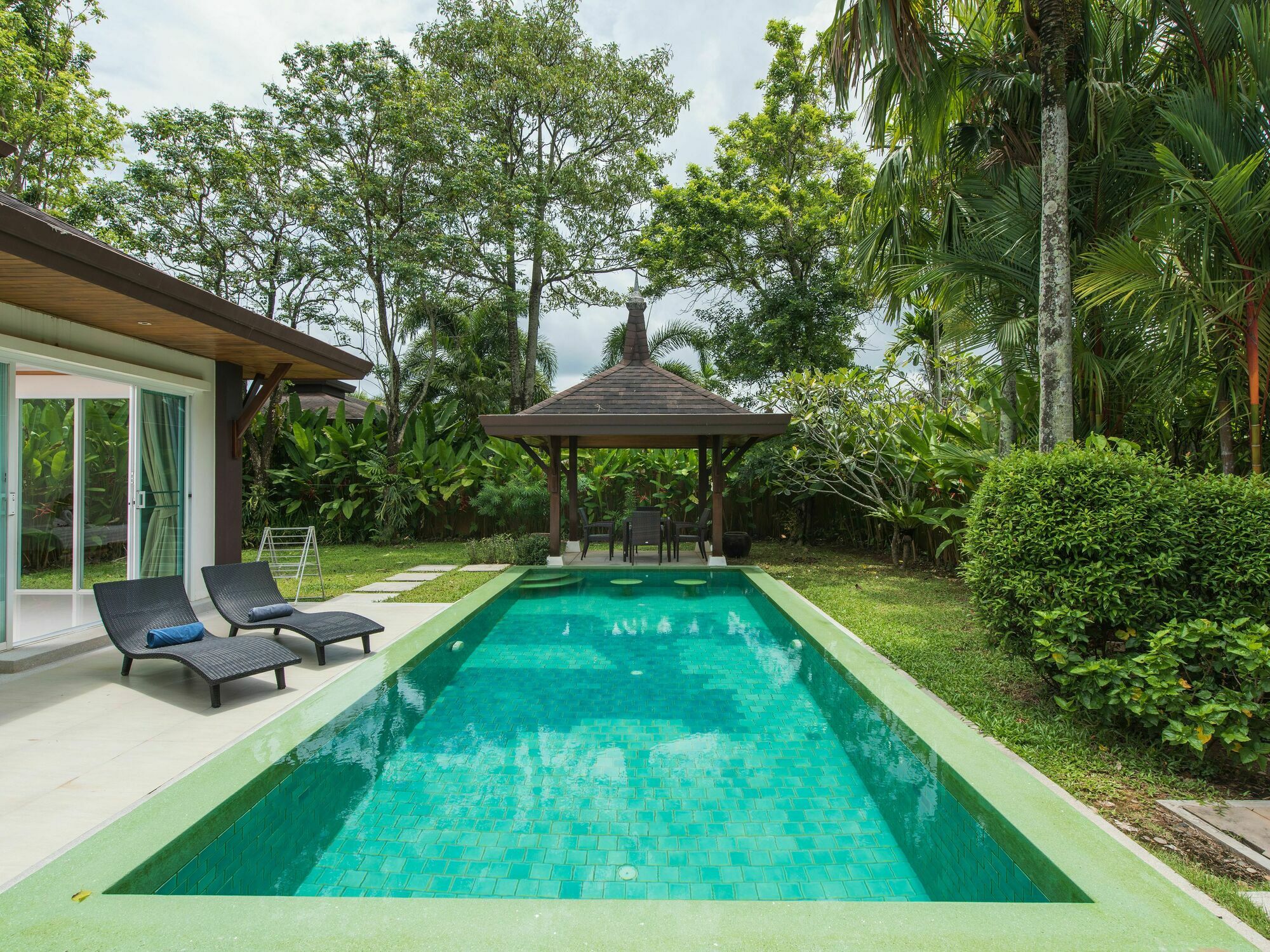 Kiara Villas Thalang Exterior photo
